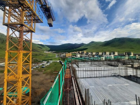 Цамхагт кран